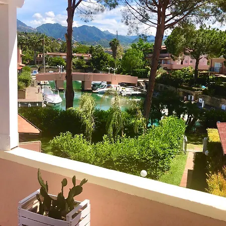 Casa Filu’ A Portorosa Baia Dei Delfini Appartamento